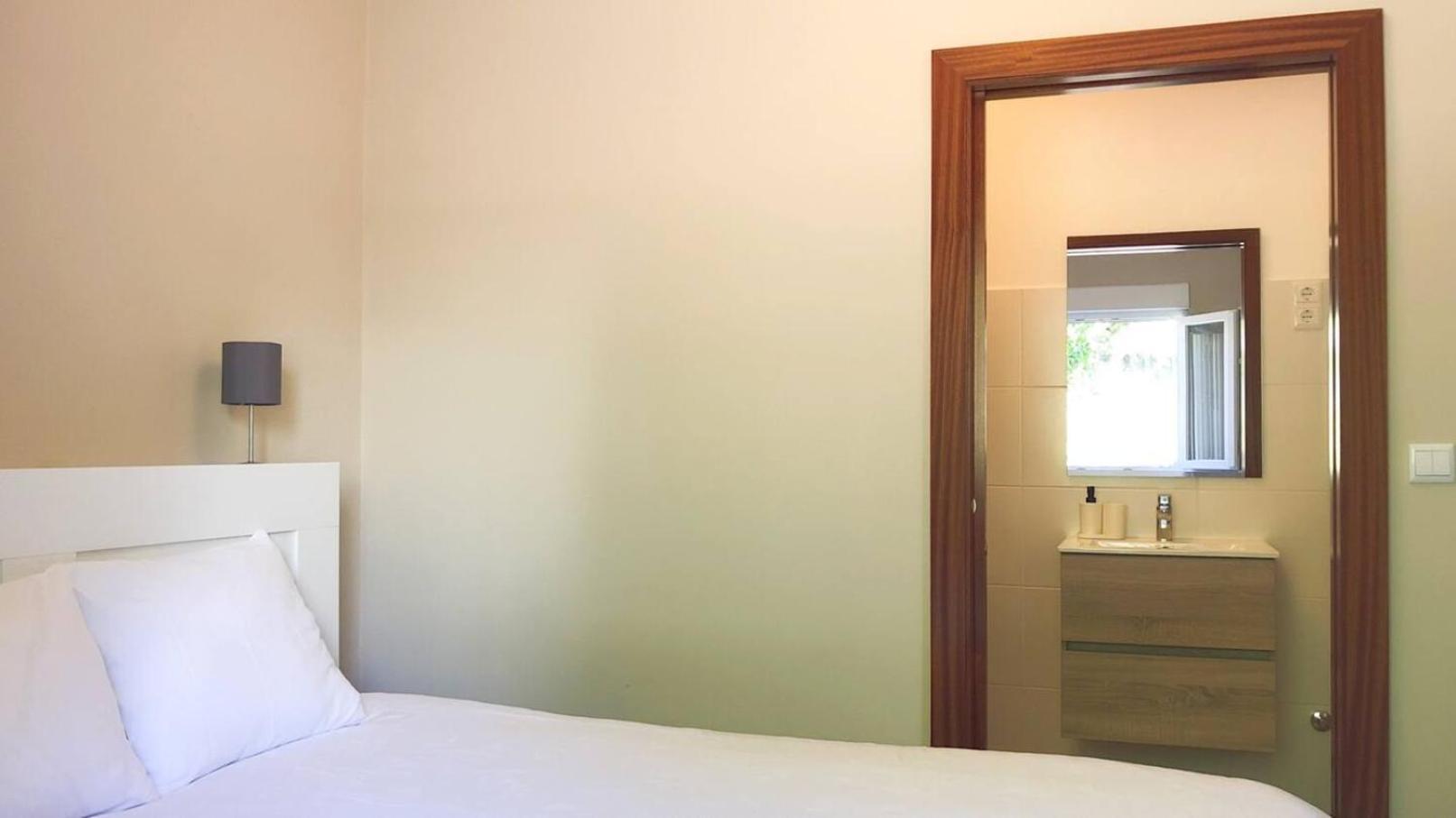 Private V3 Equipped Kitchen & Pool Villa Teixoso Ngoại thất bức ảnh